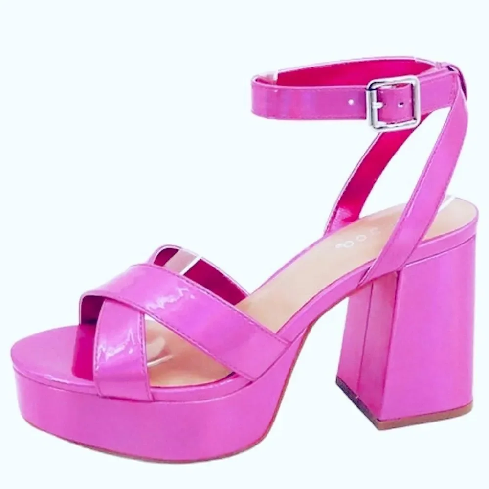 Women's Simple Platform Chunky Heel Sandal in Cosmic Pink! NWOT Size 36 (6)